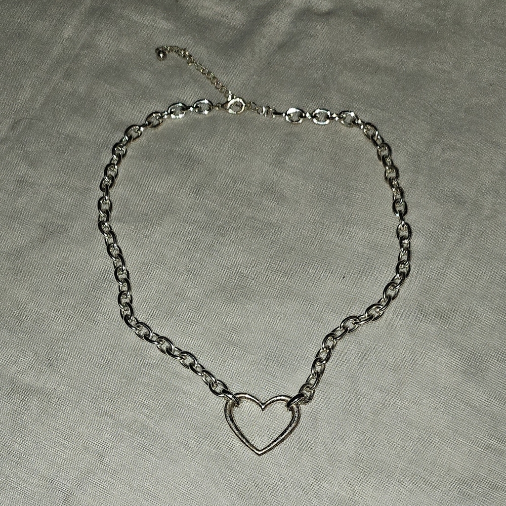 🟢 Heart Necklace